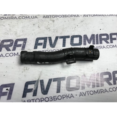 Патрубок системи охолодження Hyundai Santa FE II 2.2 CRDI 2005-2009 3747127000